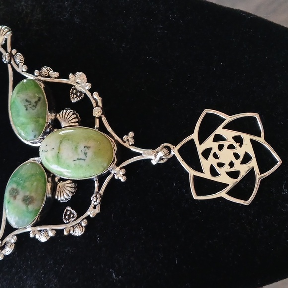 New Solar Quartz Agate Silver Necklace. - Picture 6 of 12